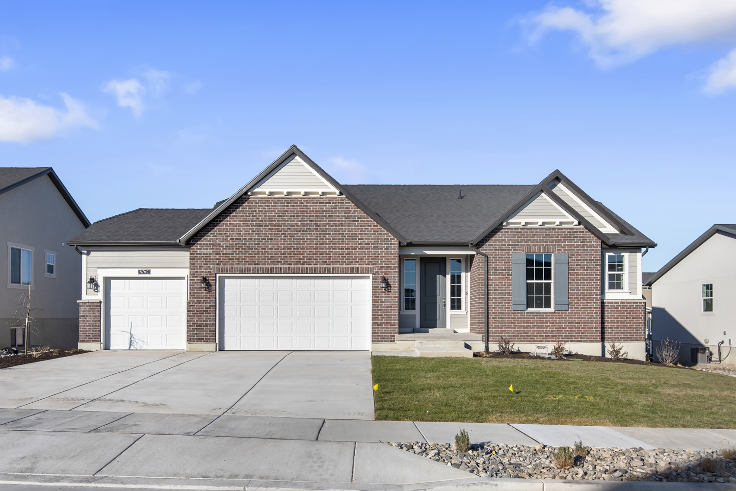 Home Of The Day In West Jordan 1525 Traditional